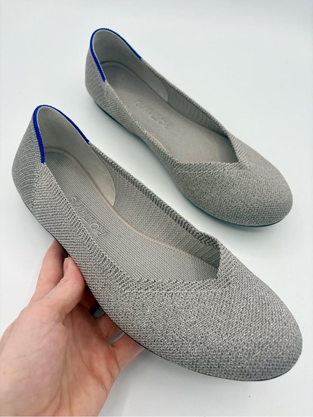 ✨Rothy’s The Flat Ballet Flats Silver Sparkle Glitter Slip On Size 7 Round Toe